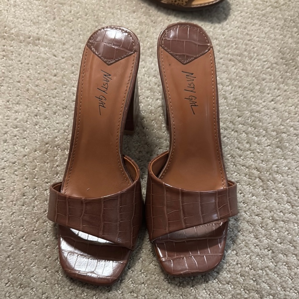 Nasty Gal Brown Croc-Embossed Women's Heels